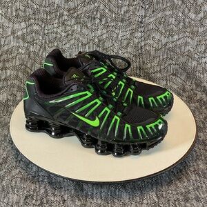 Nike Shox TL Sneakers Men's 7.5 Black / Green Strike